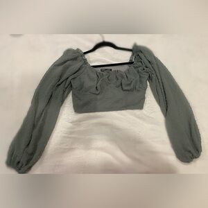 -Green Cropped Long Sleeve Top